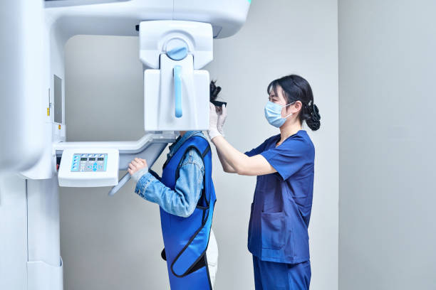 Best Emergency Tooth Extraction in Los Alamos, CA